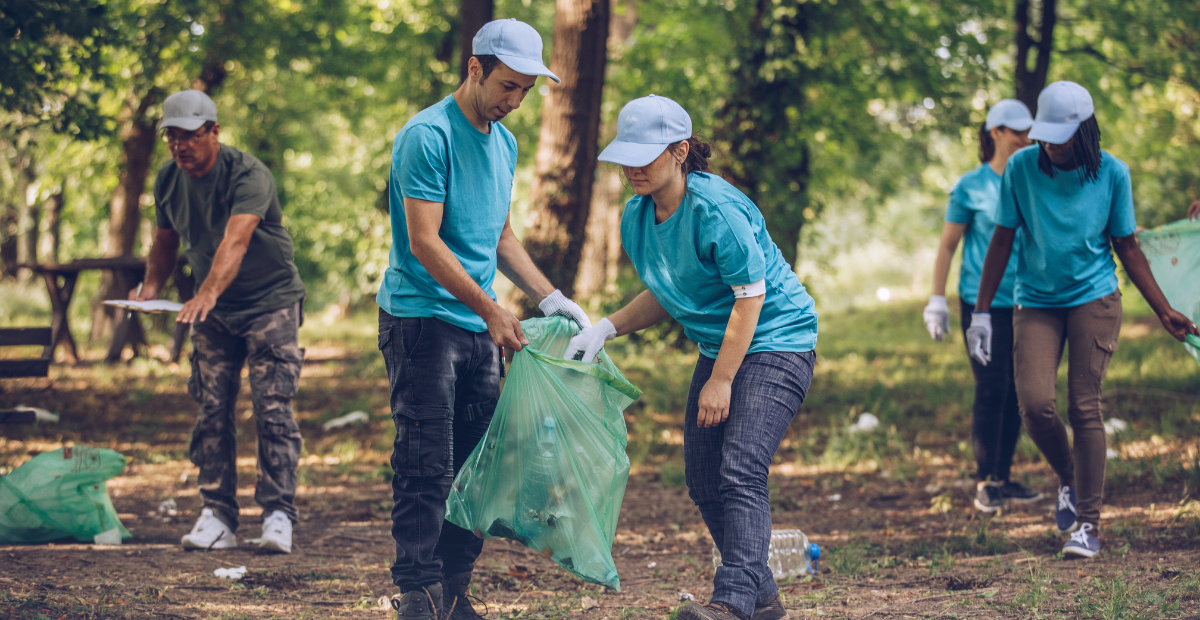 संस्था द्वारा आयोजित सामुदायिक वृक्षारोपण अभियानों के माध्यम से पर्यावरण जागरूकता को बढ़ावा दिया गया